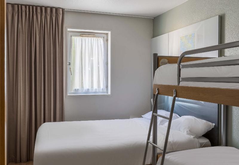 B&B HOTEL Bourges 1 image