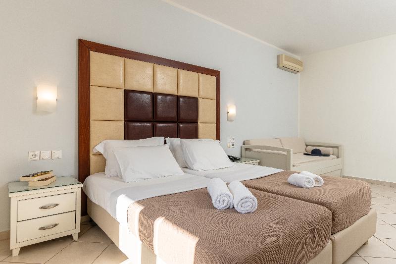 Double Room for Single Use