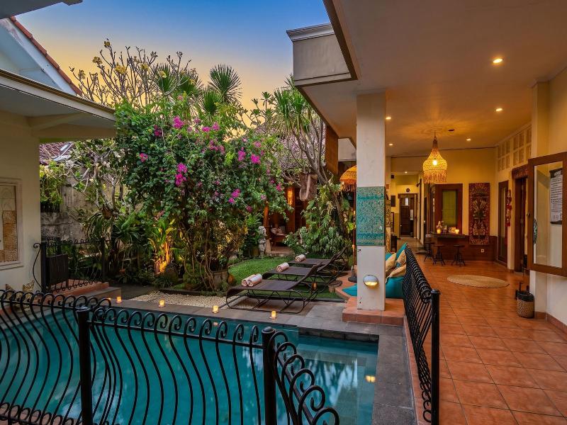 Gwk View Boutique Hotel And Residence image