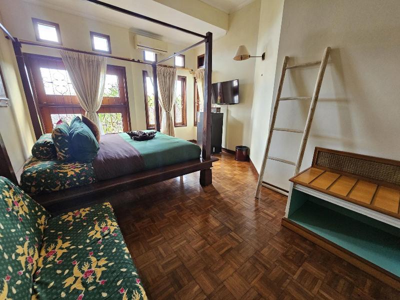 Gwk View Boutique Hotel And Residence image