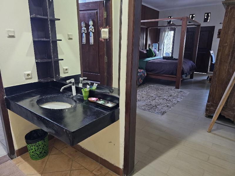 Gwk View Boutique Hotel And Residence image