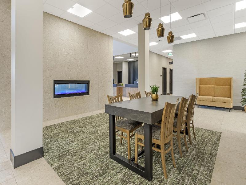 Best Western Plus Neepawa Hotel