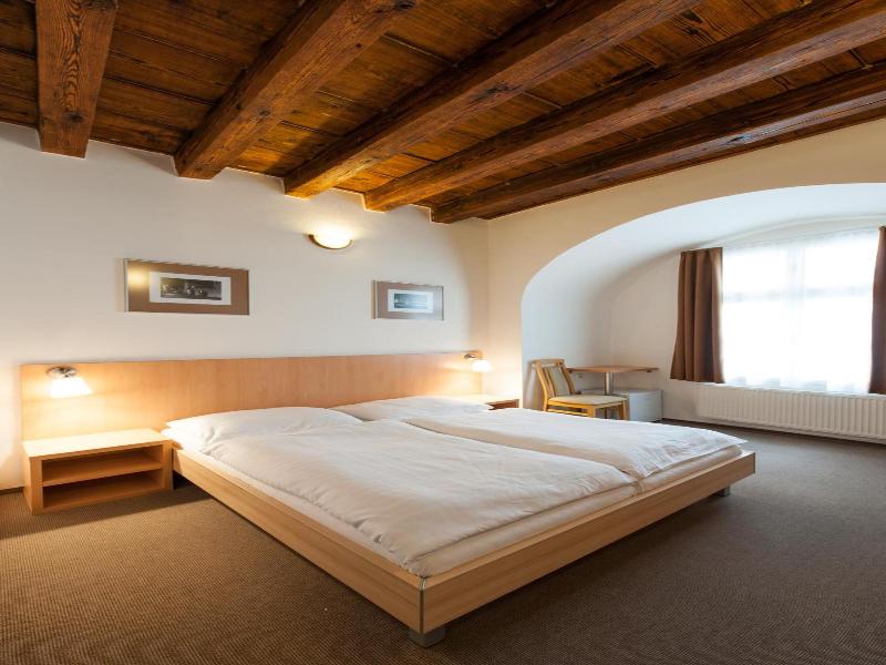 Hotel V Centru image
