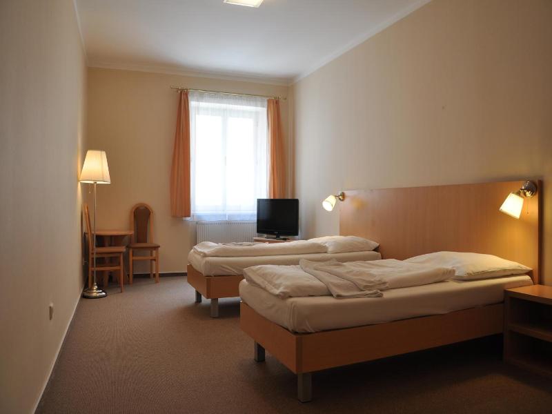 Hotel V Centru image