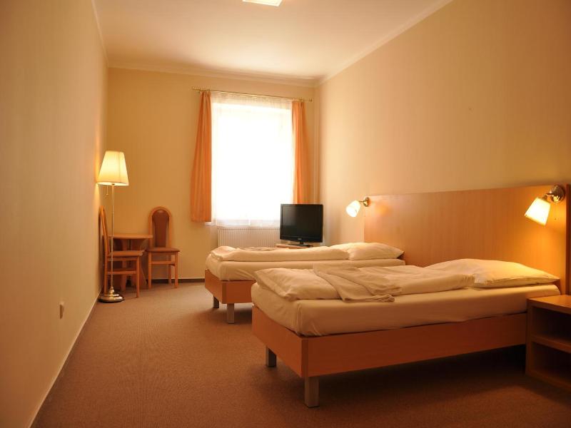 Hotel V Centru image