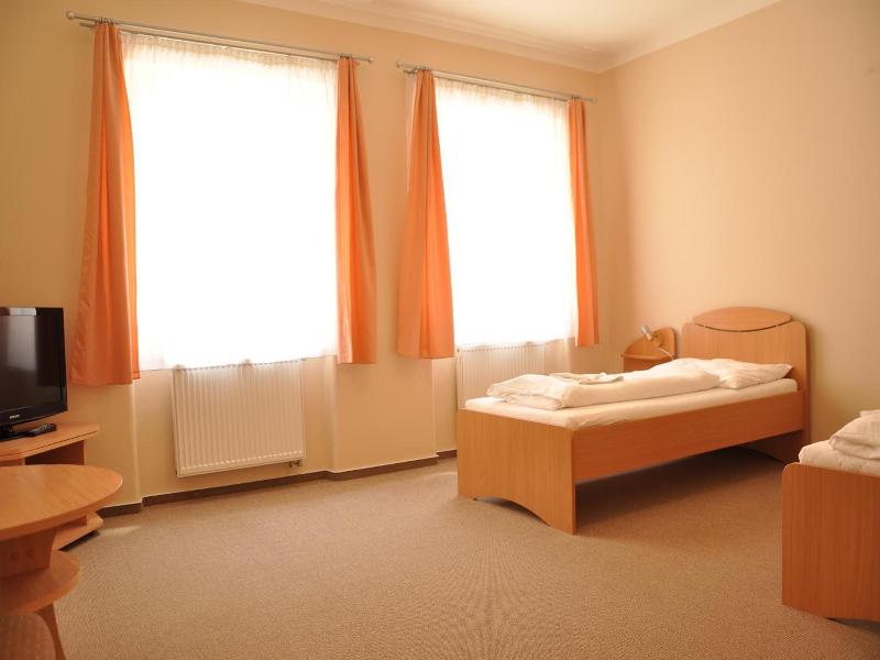 Hotel V Centru image