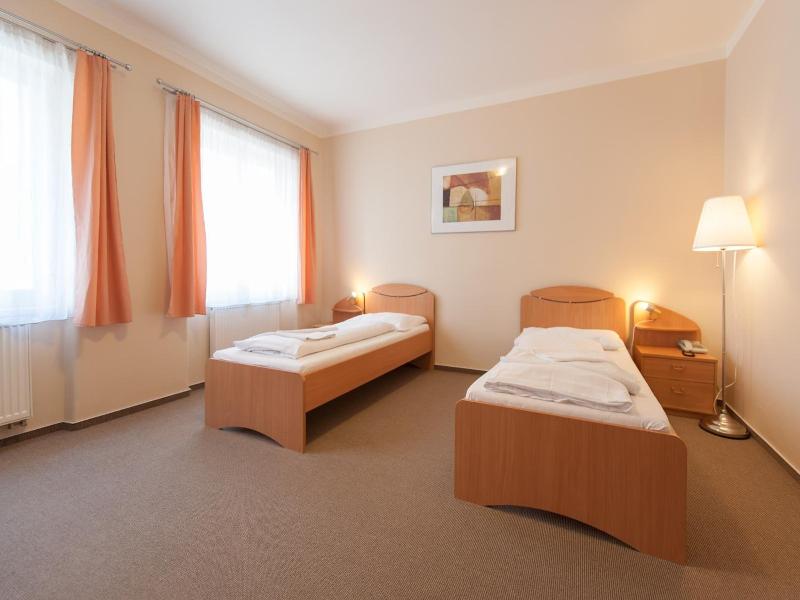 Hotel V Centru image