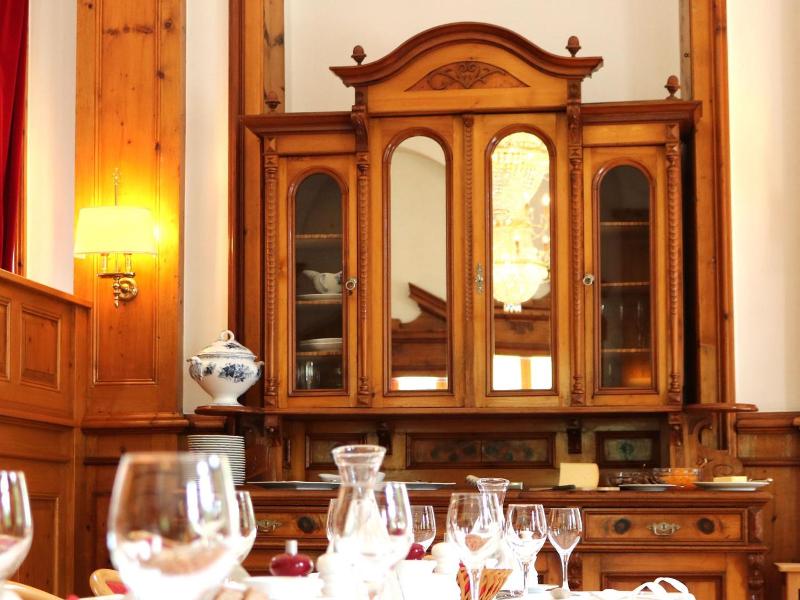 Hotel Schweizerhof Sta Maria image