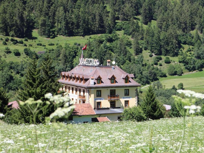 Hotel Schweizerhof Sta Maria image