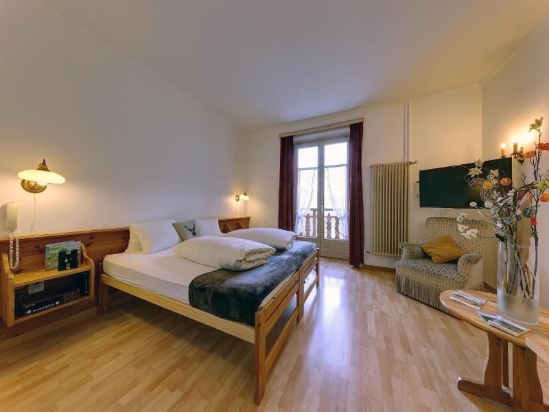 Hotel Schweizerhof Sta Maria image