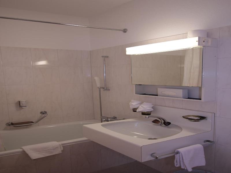 Hotel Schweizerhof Sta Maria image