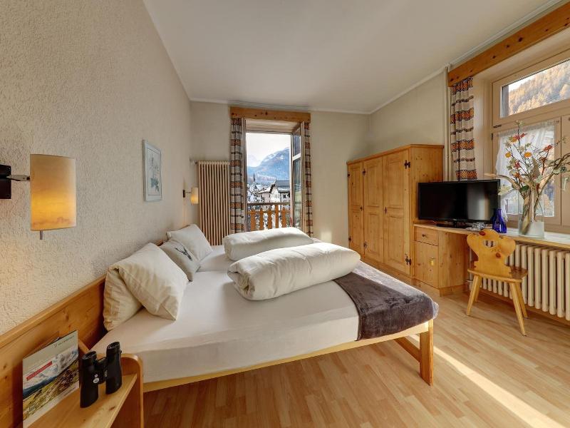 Hotel Schweizerhof Sta Maria image