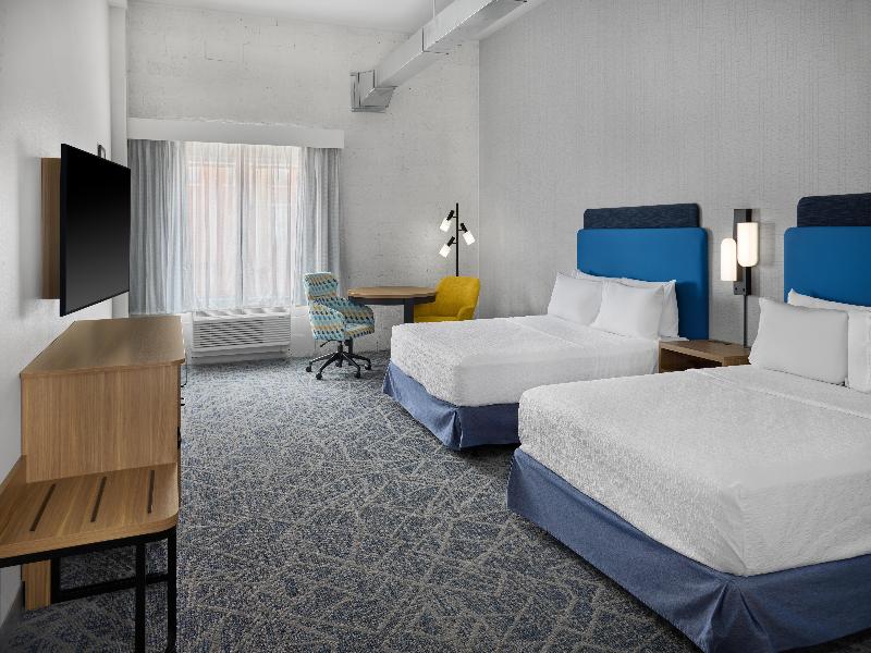 Hampton Inn by Hilton Lincoln Downtown image