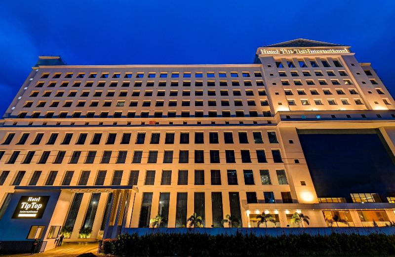 Hotel Tip Top International image