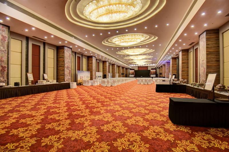 Hotel Tip Top International image