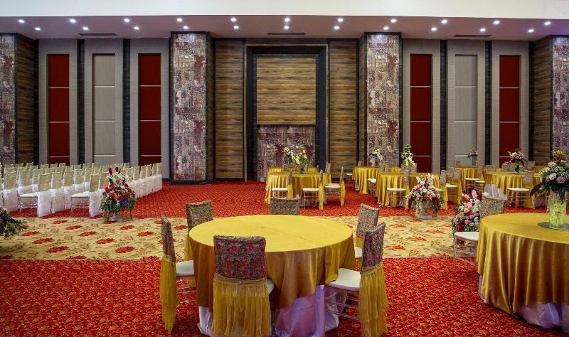 Hotel Tip Top International image