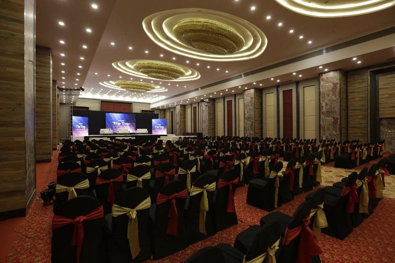 Hotel Tip Top International image