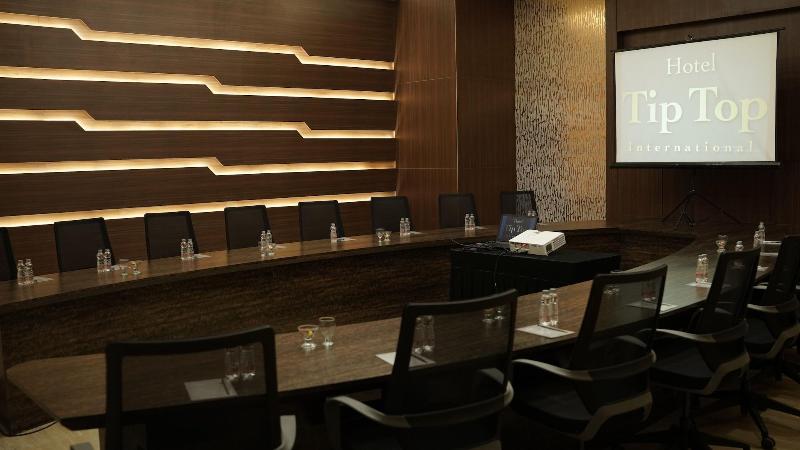 Hotel Tip Top International image