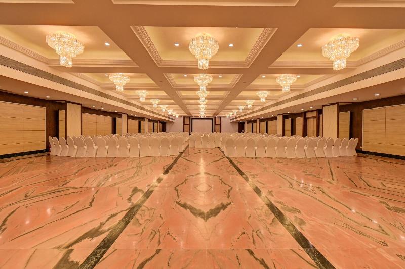 Hotel Tip Top International image