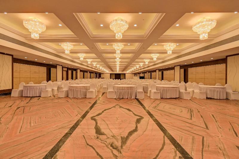 Hotel Tip Top International image