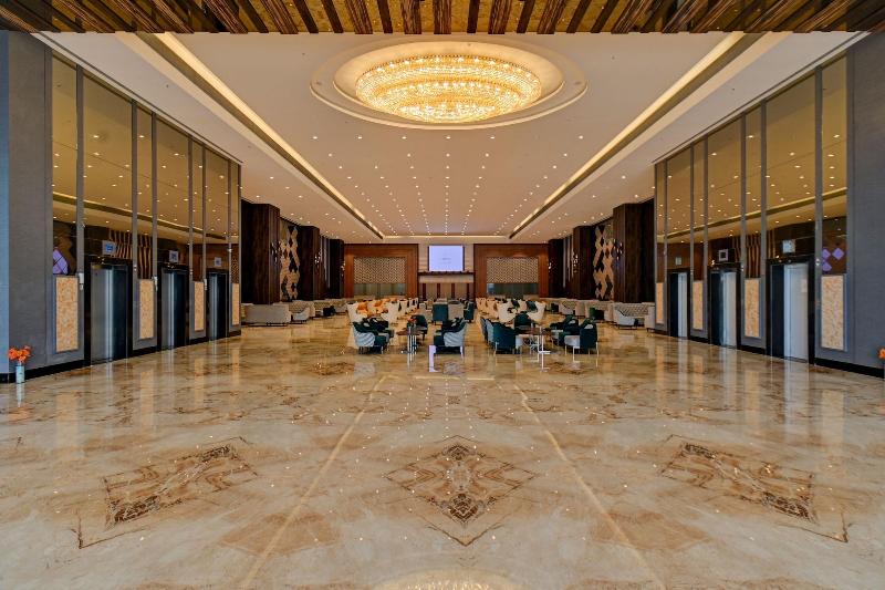 Hotel Tip Top International image