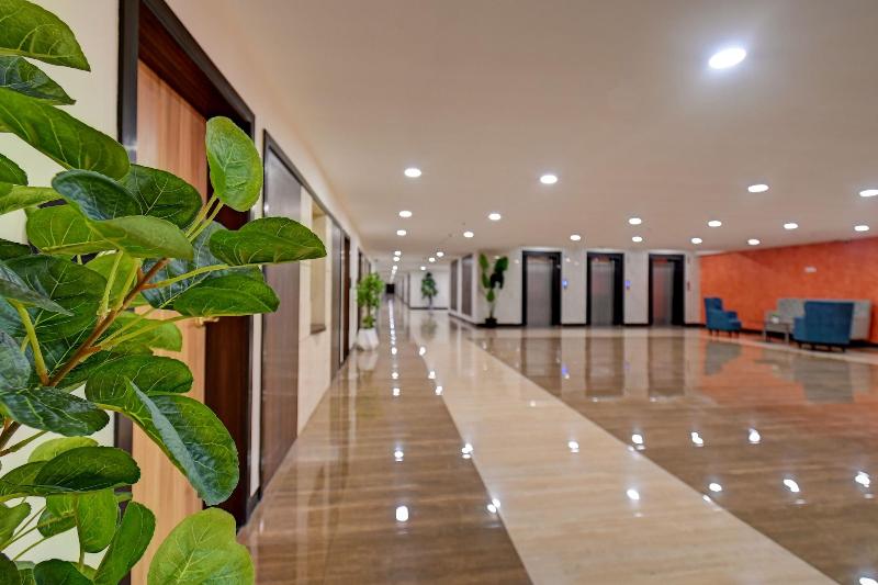 Hotel Tip Top International image