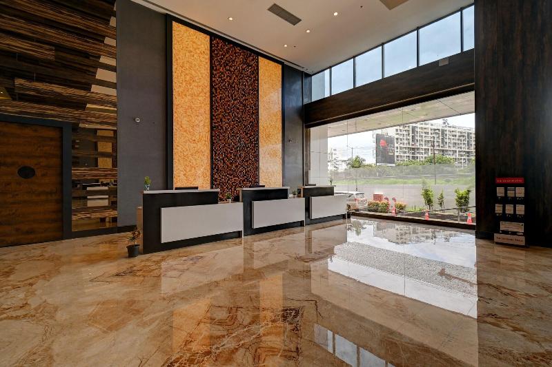 Hotel Tip Top International image