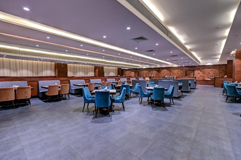 Hotel Tip Top International image