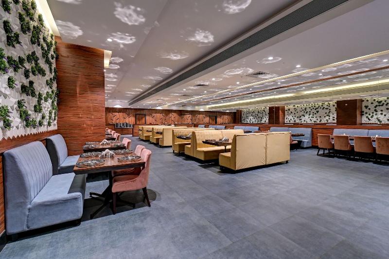 Hotel Tip Top International image