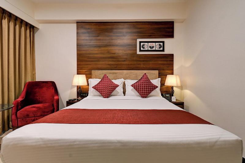 Hotel Tip Top International image