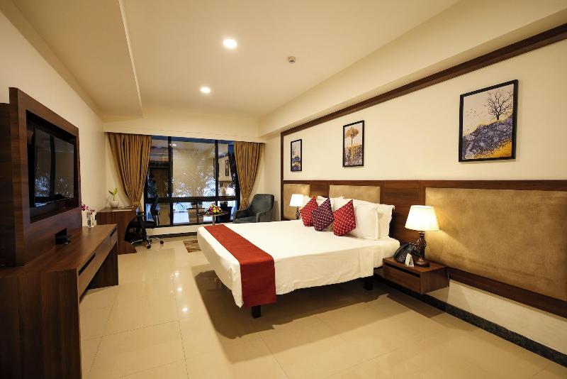 Hotel Tip Top International image