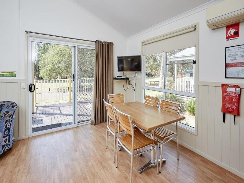 Budgewoi Holiday Park image
