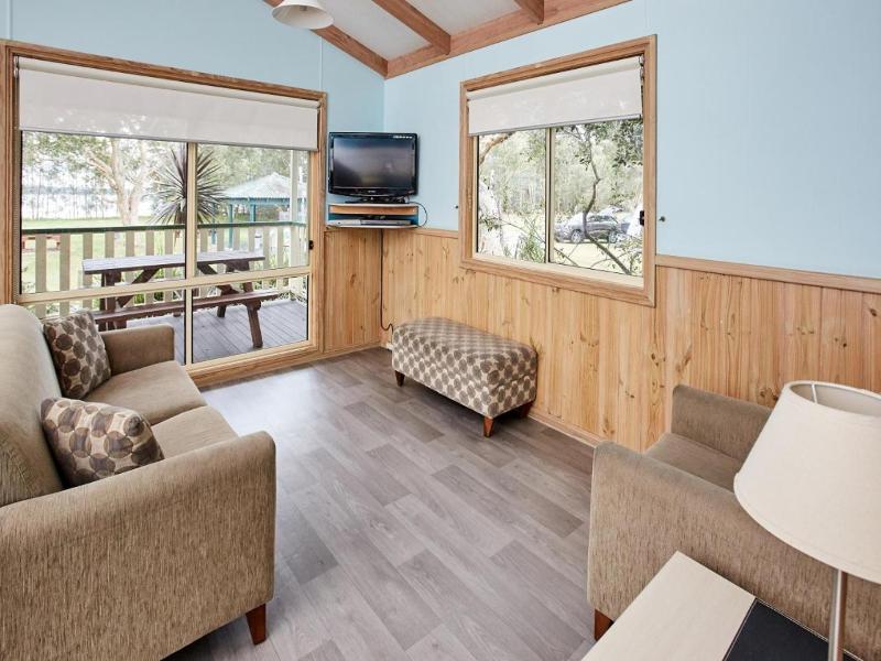 Budgewoi Holiday Park image