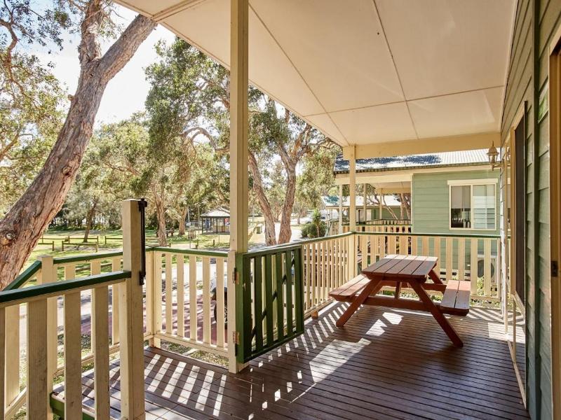 Budgewoi Holiday Park image