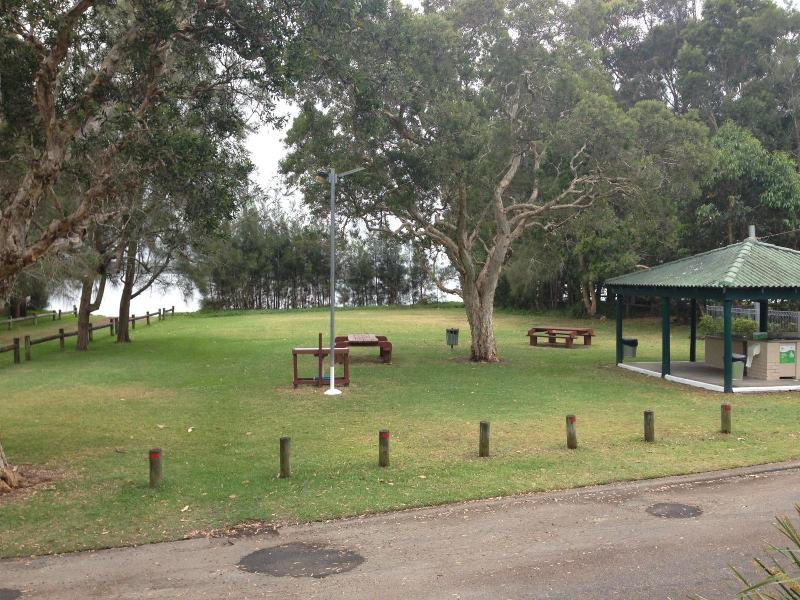 Budgewoi Holiday Park image