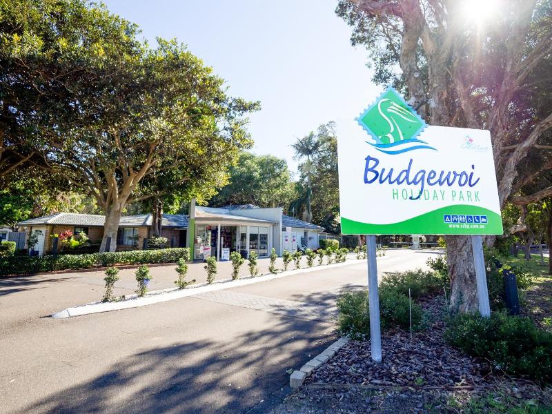 Budgewoi Holiday Park image