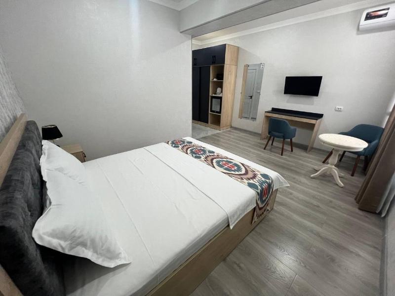 Dsf Garden Hotel image