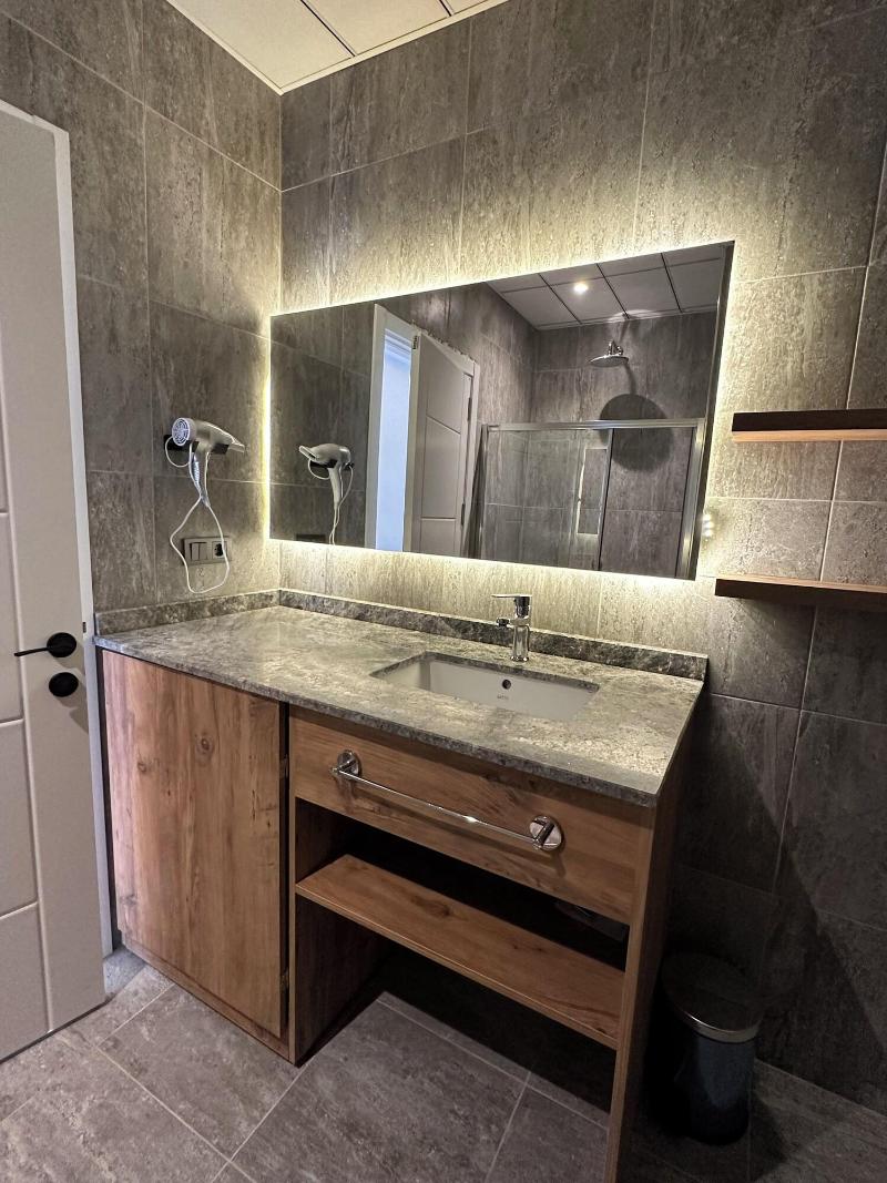 Vista Living Apartments image