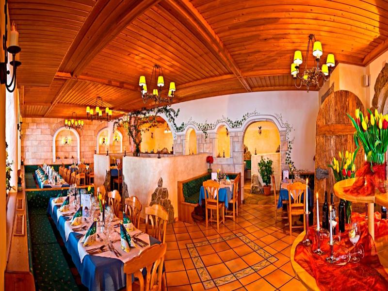 Sporthotel Snowwhite image