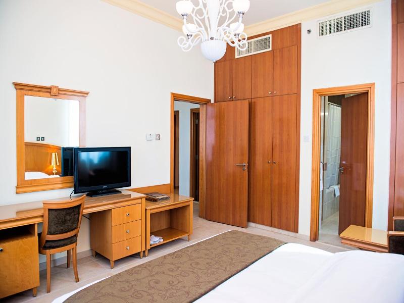 Platinum Hotel Apartments image