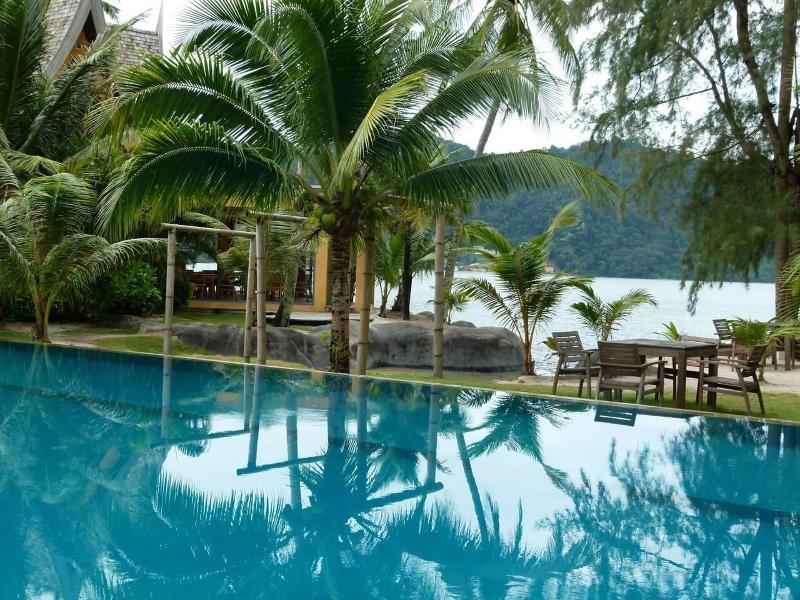 Villa Ban Rim Nam 50c image