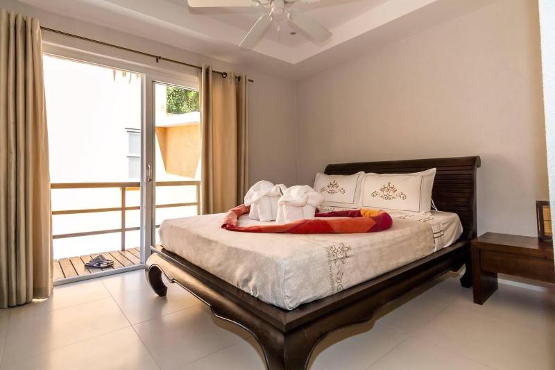 Villa Ban Rim Nam 50c image
