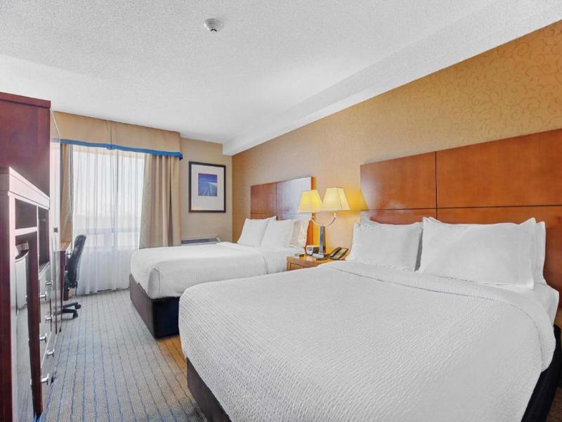 Sandman Hotel & Suites London Downtown image