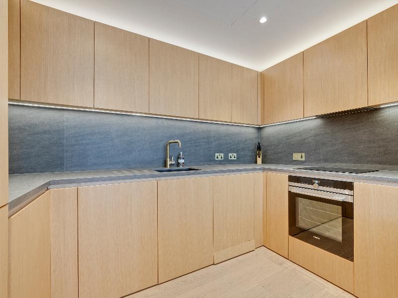 StayCozy Apartments in Kings Cross image
