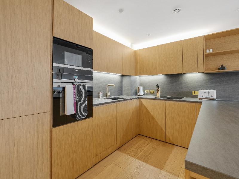StayCozy Apartments in Kings Cross image