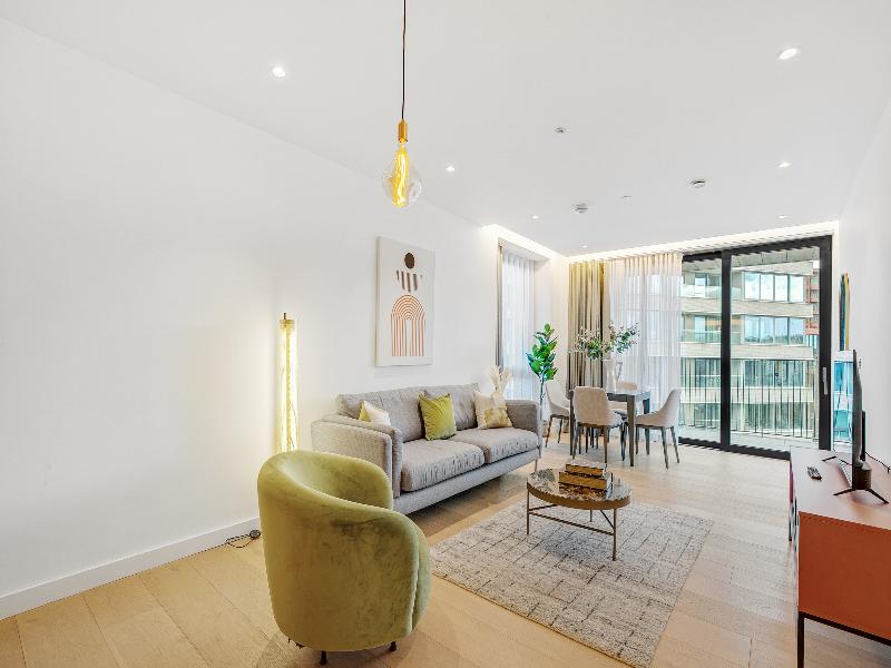 StayCozy Apartments in Kings Cross image