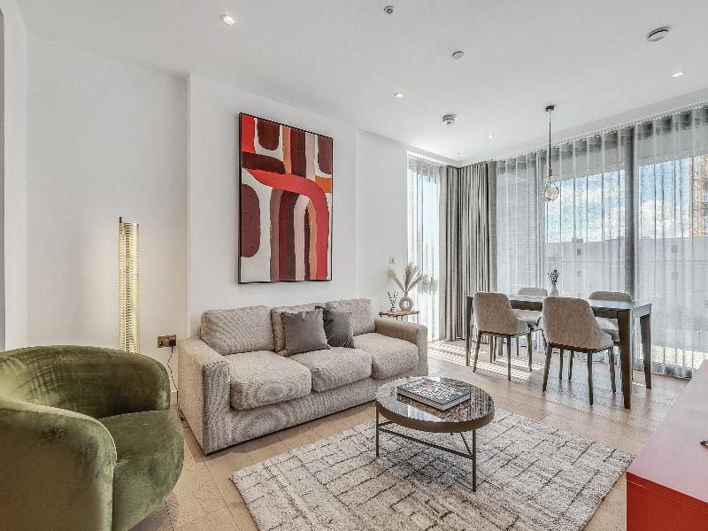 StayCozy Apartments in Kings Cross image