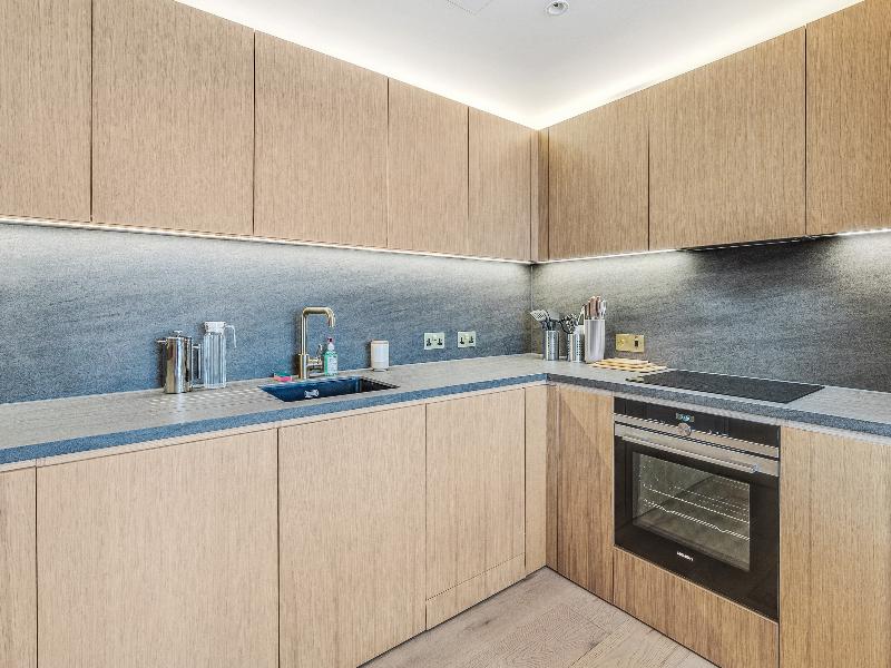StayCozy Apartments in Kings Cross image