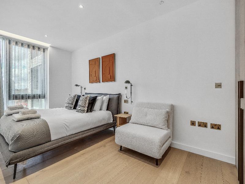 StayCozy Apartments in Kings Cross image
