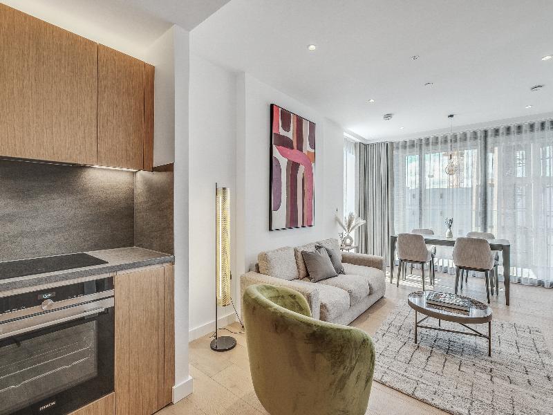 StayCozy Apartments in Kings Cross image